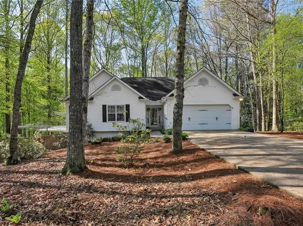 5845 Shannon Dr, Cumming, GA 30040