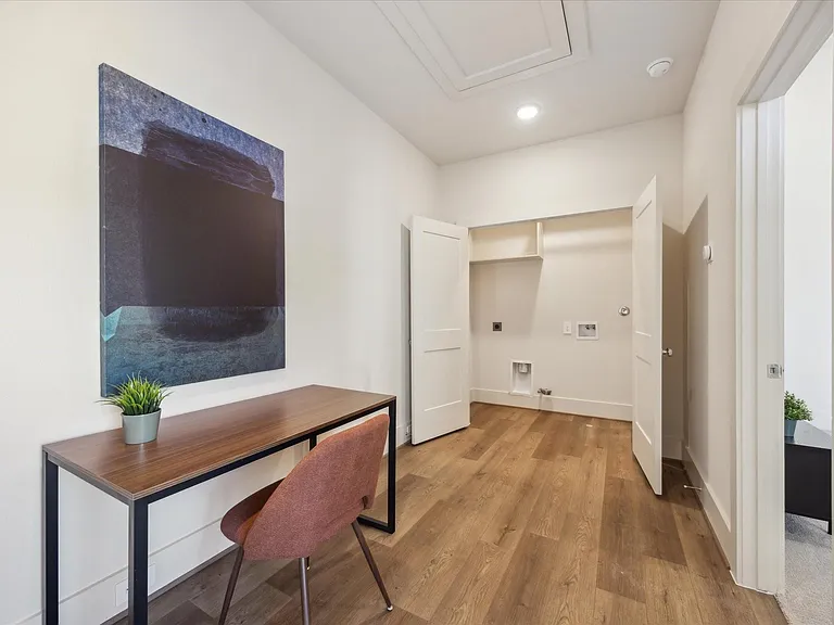 5905 Urban Pines St — Photo 23