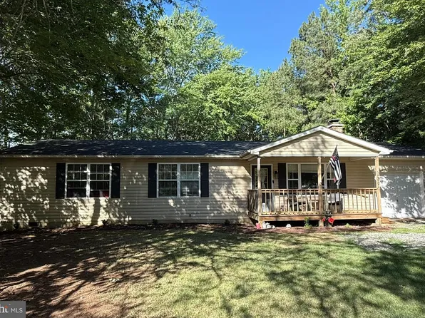 35865 Sycamore Ct, Mechanicsville, MD 20659