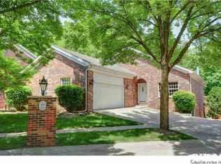 225 Timberridge Dr, Springfield, IL 62702