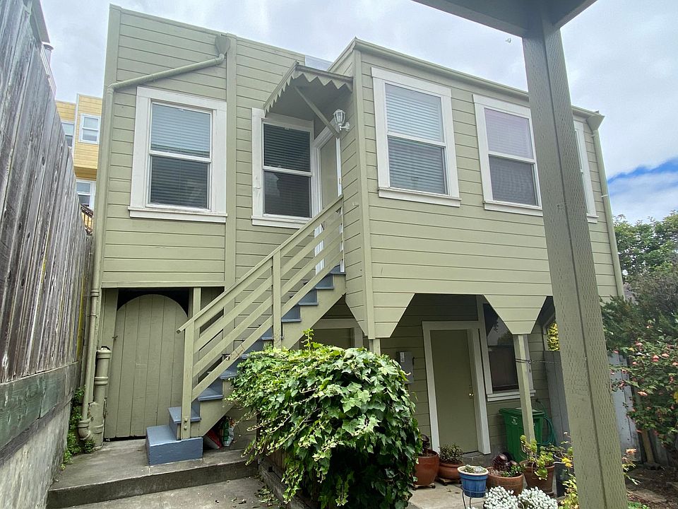 1st image of 453A Chestnut St