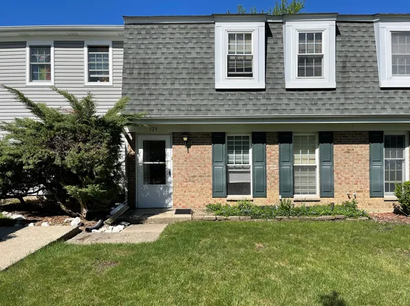 529 Falmouth Way, Roselle, IL 60172