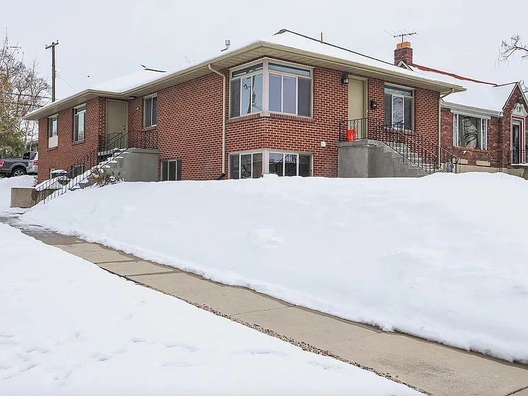 1244 E Malvern Ave — Photo 12
