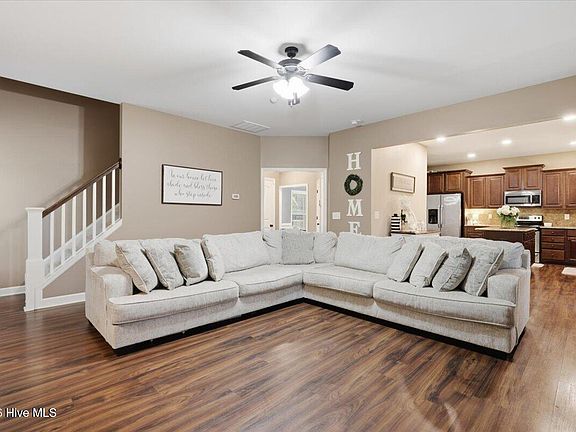 5th image of 219 Ingram Fields Drive