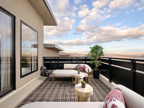 195 Sailing Sunset Way