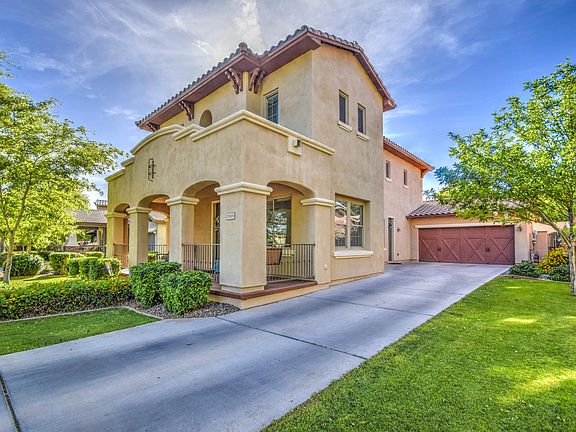 4th image of 21020 W Maiden Ln