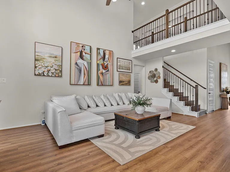 203 Ancient Murrelet Ct — Photo 3