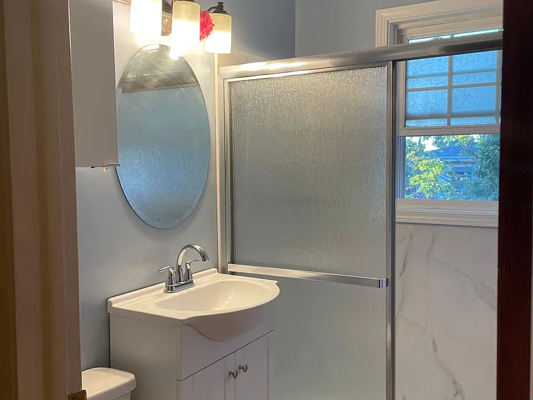 2250 N Triphammer Rd #T7D — Photo 18