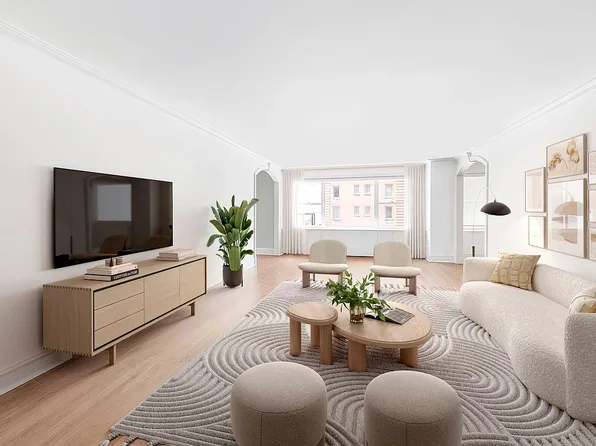 77 W 55th St #8EF, New York, NY 10019