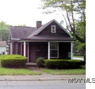 1st image of 1000 Lakeview Dr