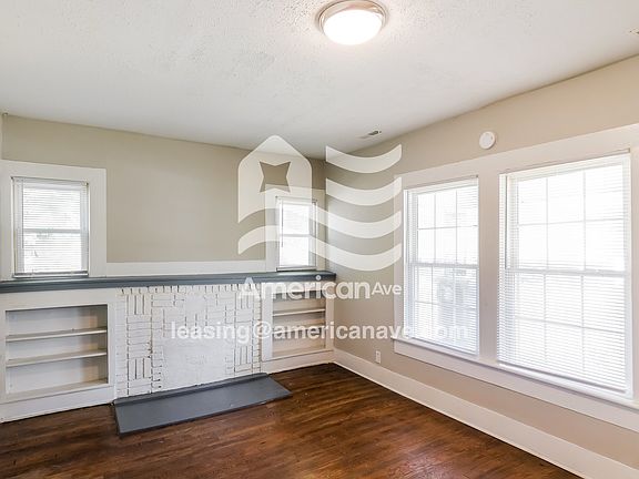 1830947_003_living_room_12817871.jpg