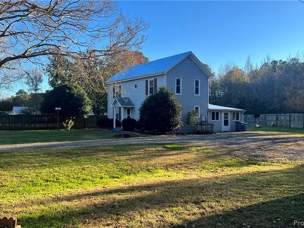123 Williams Corner Rd, Port Haywood, VA 23138