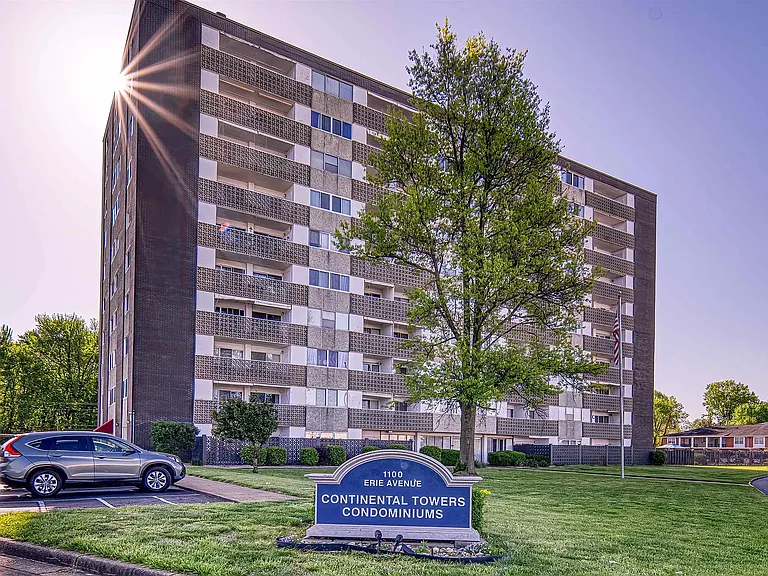 1100 Erie Ave #702 — Photo 8