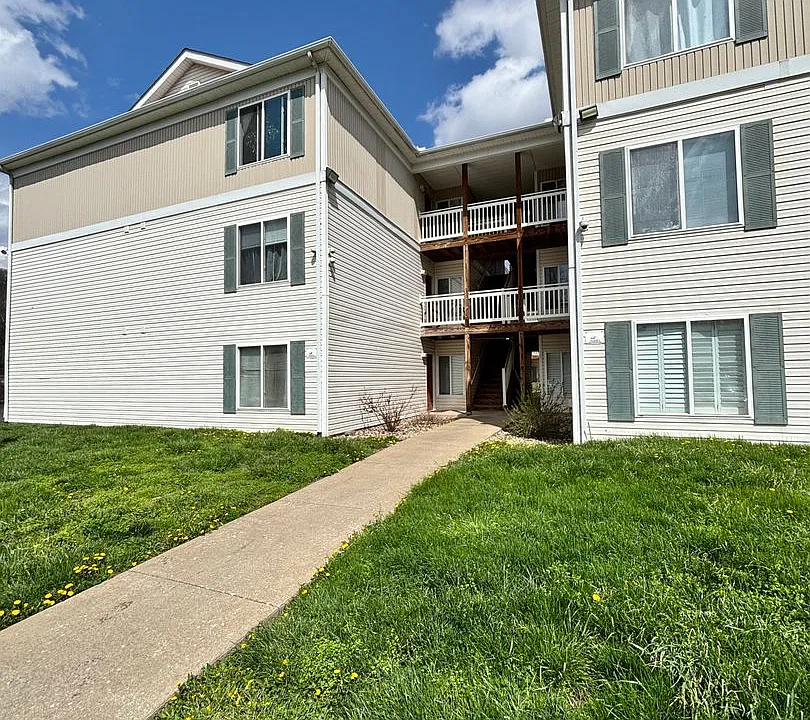 7205 University Commons Dr #7205