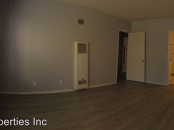 4th image of 4112 Palmwood Dr APT 3