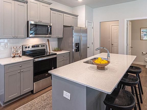 2nd image of 398 Sailors Way #92249
