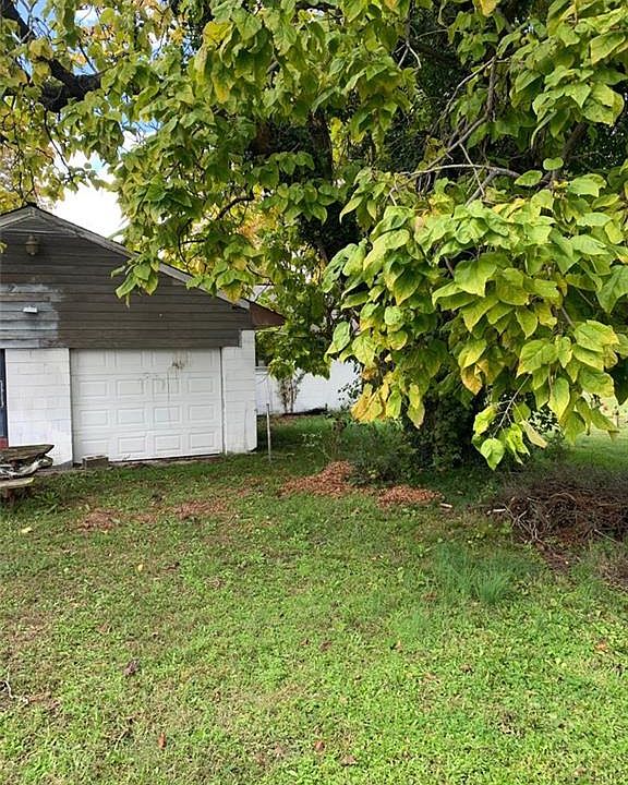 2nd image of 1510 Lee St