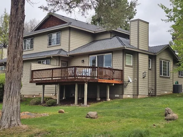 4832 Red Tail Dr, Klamath Falls, OR 97601