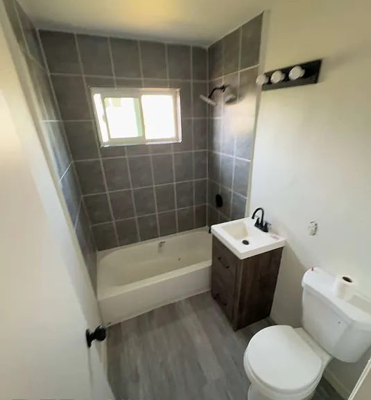 5780 Corwin Ln #D — Photo 2