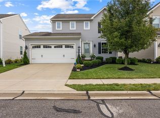 9159 Stonegate Cir, North Ridgeville, OH 44039