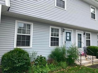 227 Austin Ryer Ln, Branford, CT 06405