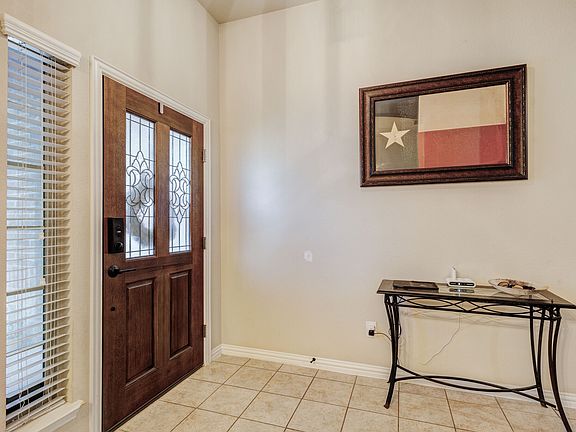 4th image of 1005 Oarlock Dr