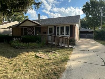 735 Geneva Ave, Romeoville, IL, 60446