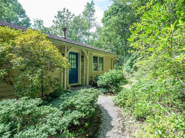 121 Winnebago Trl, Chatsworth, GA 30705