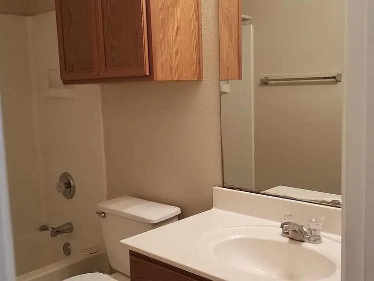 5123 Fountain Hl — Photo 5
