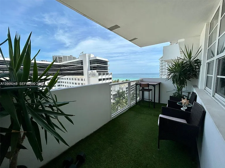 100 Lincoln Rd #1010 — Photo 10