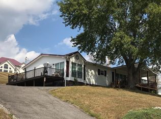 282 Grandview Dr, Pounding Mill, VA 24637