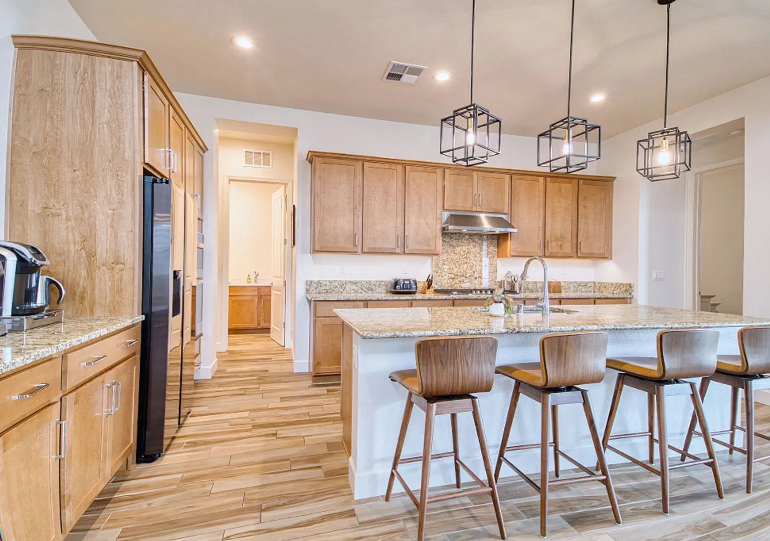 Fully Furnished Luxury Home | Utilities Included | Exclusive Rancharrah Lifestyle — Photo 4