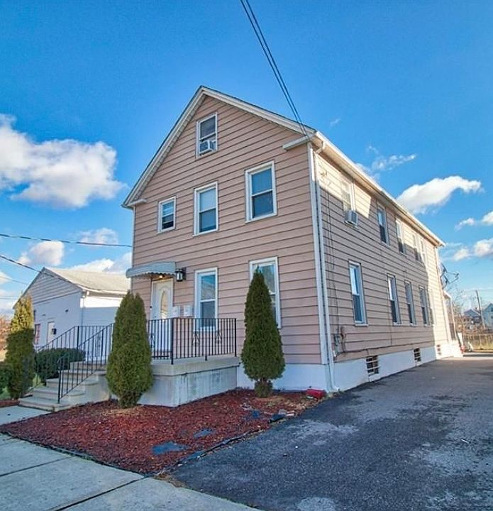 1st image of 53 Saint Mary St #1