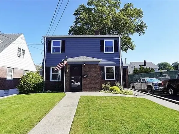 469 Hoyt Ave, Staten Island, NY 10301