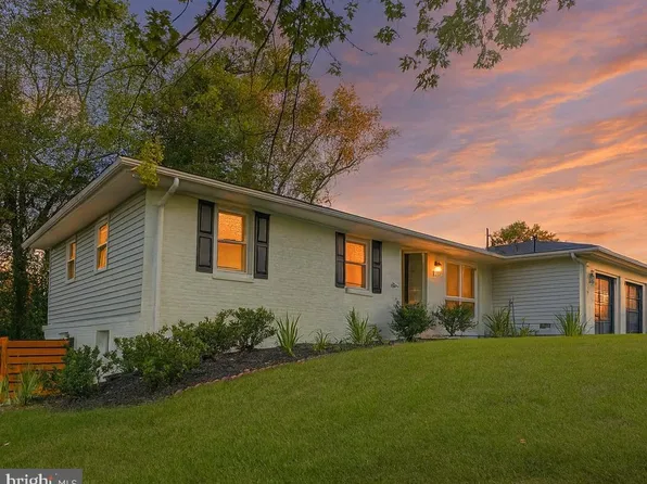 10311 Cleary Ln, Bowie, MD 20721