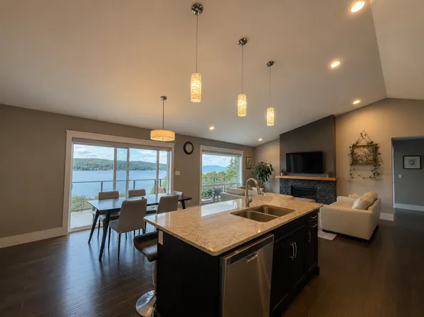 8544 Rumming Rd, Nanaimo, BC V0R 2H0