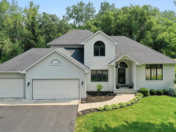 3672 Robin Ln, Eagan, MN 55122