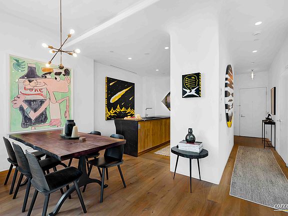 2nd image of 325 W Broadway APT 3C