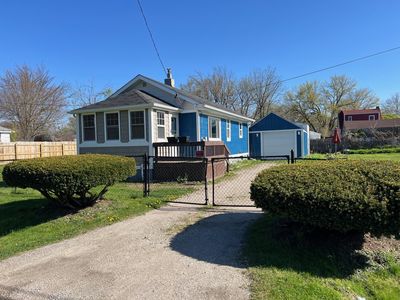 2188 E Buder Ave, Burton, MI, 48529