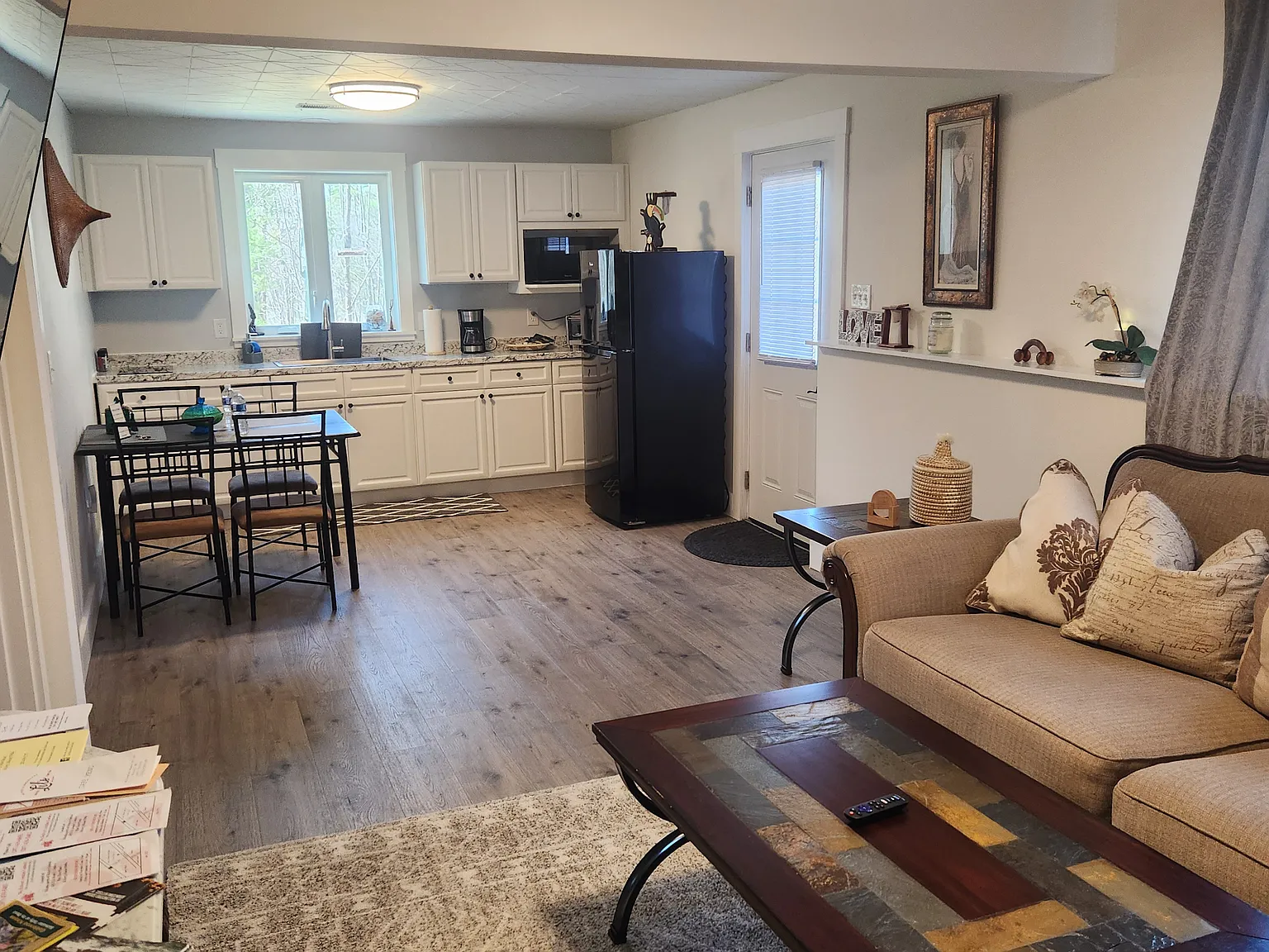 1 bed, 600 sqft, $1,900 — Photo 2