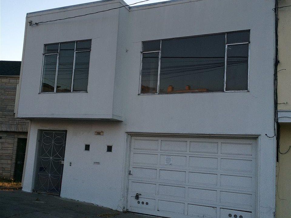 1st image of 206 Bridgeview Dr