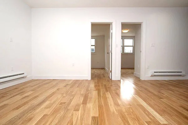 Rented by Premier Metro Realty Corp | media 37