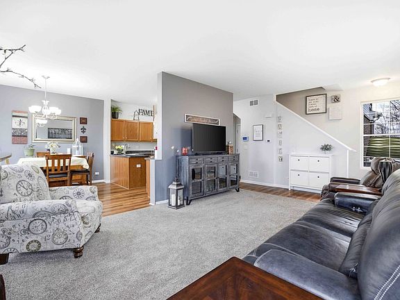 5th image of 8412 Sawyer Ct