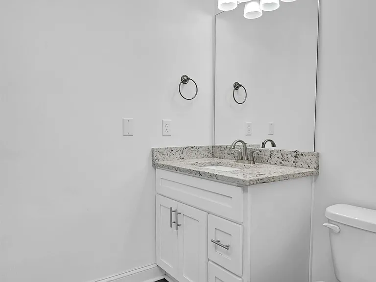 2035 Rosewood Dr #A — Photo 20