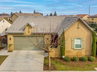 7122 N Fusion Dr, Fresno, CA