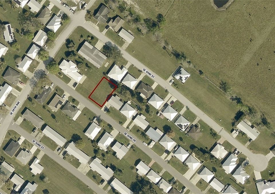 2nd image of 5007 SE 42nd Trce