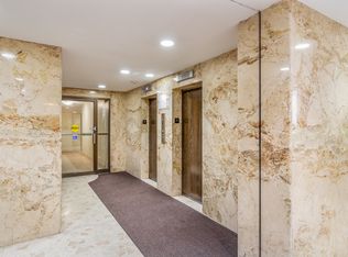 7471 Yonge Street Thornhill, Markham, ON L3T 2C1