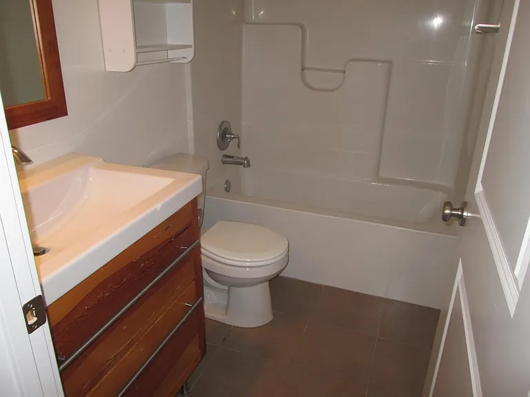 1211 S Charles St #4 — Photo 6