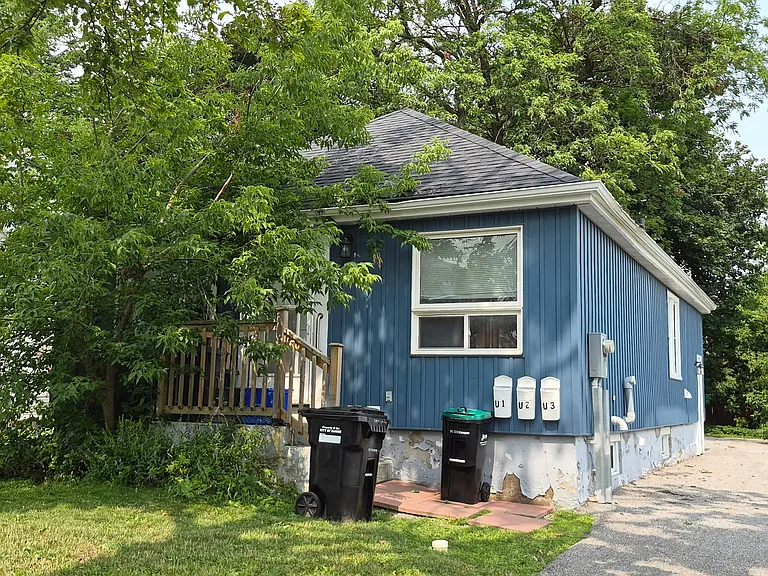 111 Mary St #2 — Photo 1