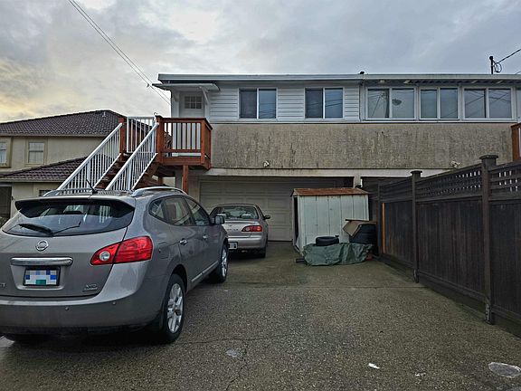 3rd image of 7138 Fraser St